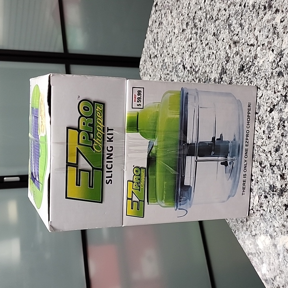 NIB EZ Pro Chopper Set